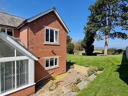 Plas Gwyrch Gatehouse