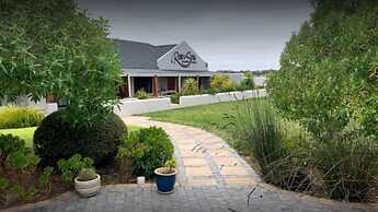 Rox and Sea Country Lodge