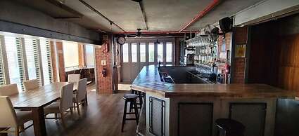 Rox and Sea Country Lodge