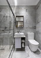 Luxe Suites Boutique Hotel