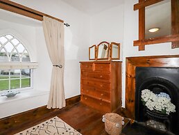 Destiny Cottage