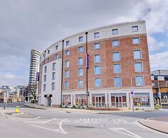 Premier Inn Portsmouth Dockyard