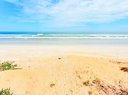 Ocean Walk 609