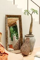 Awesome jungle villa with pool La Veleta