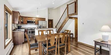 Timberfalls 1005 3 Bedroom Condo by RedAwning