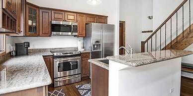 Timberfalls 1005 3 Bedroom Condo by RedAwning