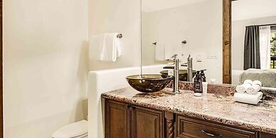 Timberfalls 1005 3 Bedroom Condo by RedAwning