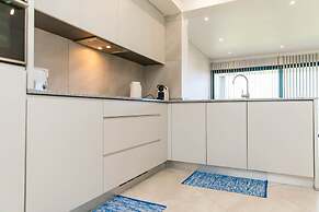 1Br House - Garden & Jacuzzi- Calheta