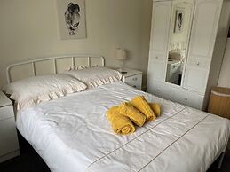 Luxury dog Friendly Cottage Sleeps 4