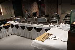 Hotel Naaz Executive Near T2 Airport