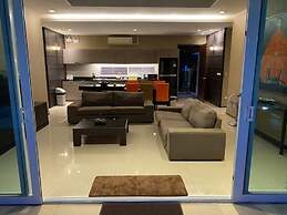 Luxury Pool villa C16 - 4BR 8-10 Persons