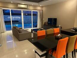 Luxury Pool villa C16 - 4BR 8-10 Persons