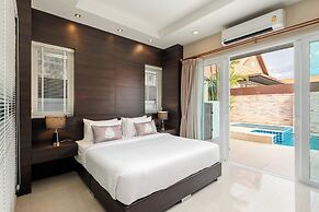 Luxury Pool villa C16 - 4BR 8-10 Persons
