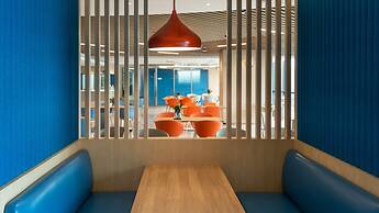 Holiday Inn Express Yangjiang City Center by IHG