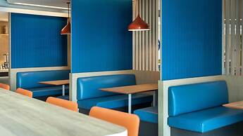 Holiday Inn Express Yangjiang City Center by IHG