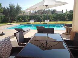 Marrakech Atlas Flowers