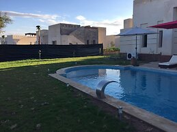 Marrakech Atlas Flowers