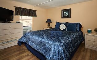 Room in Mobile Home - Pleasant Days B&b Tropical Master Suite