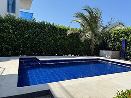 Mandalay Coast Cabaña Cerca A La Playa