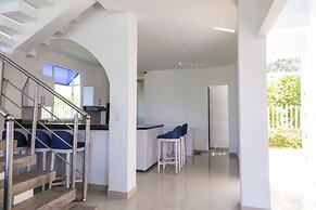 Mandalay Coast Cabaña Cerca A La Playa