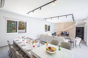 Ayia Napa Kube Villa Kb4, Ayia Napa Center