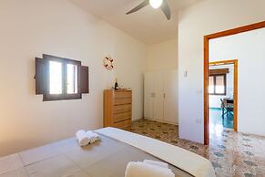 Relais With Swimming Pool in Porto Cesareo Torre Chianca