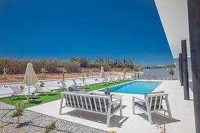 Protaras Elite Pearl Villa Ep16