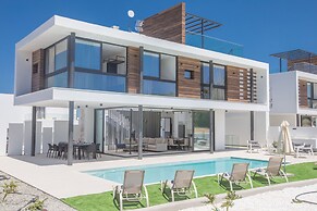 Protaras Elite Pearl Villa Ep16