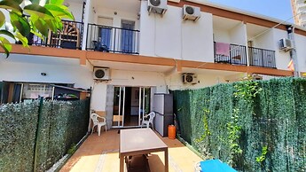 Two Bedroom Townhouse Bungalow In A Secure Complex In Benidorm Free Wi