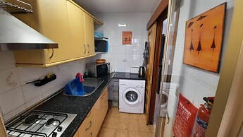 Two Bedroom Townhouse Bungalow In A Secure Complex In Benidorm Free Wi