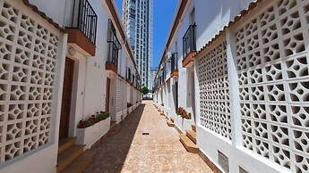 Two Bedroom Townhouse Bungalow In A Secure Complex In Benidorm Free Wi