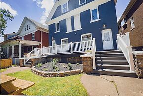 The Wheel of Fortune Duplex-8BR Parking