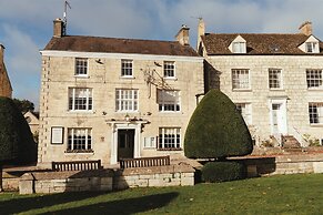 The Falcon Painswick