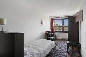 Neuchatel City Hotel