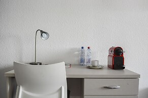 Neuchatel City Hotel