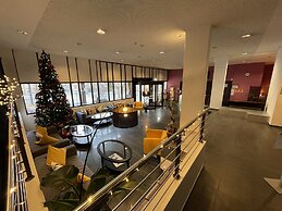 Neuchatel City Hotel