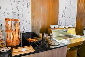 Neuchatel City Hotel
