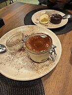 Neuchatel City Hotel