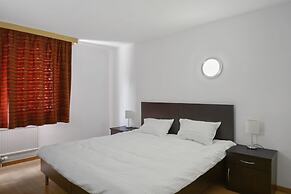 Neuchatel City Hotel