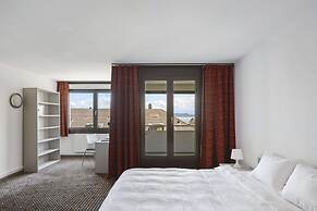 Neuchatel City Hotel