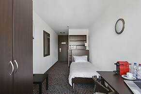 Neuchatel City Hotel