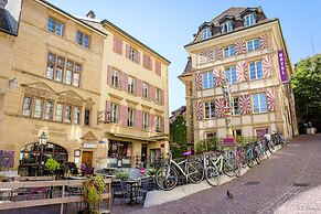 Neuchatel City Hotel