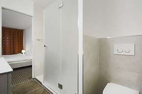 Neuchatel City Hotel