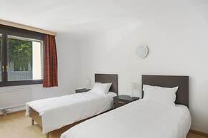 Neuchatel City Hotel