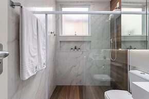 Modern in Copacabana For Couples Sc305lt
