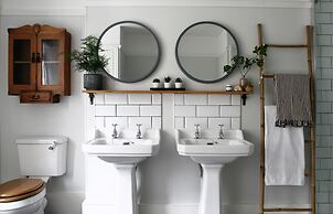 Beautiful 6-bed House in Lynton, North Devon