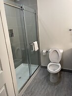 Palace Inn Blue - Garth Rd