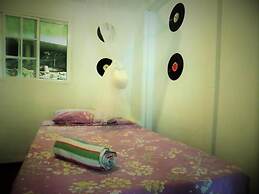 La Familia Guesthouse