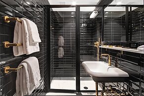 The Moore, a Member of Design Hotels