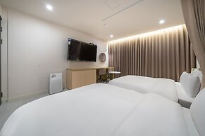 Nomad Aank hotel Gumi branch